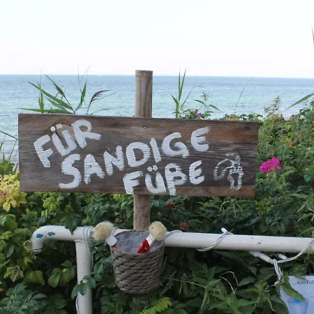 Feriehus Lovely Bungalow In Hohenkirchen Germany By The Sea *