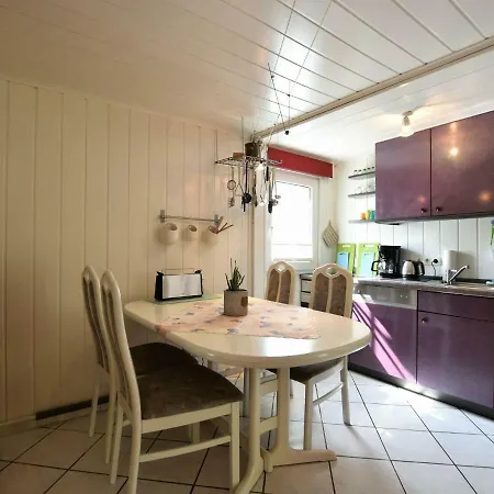 Feriehus Lovely Bungalow In Hohenkirchen Germany By The Sea *