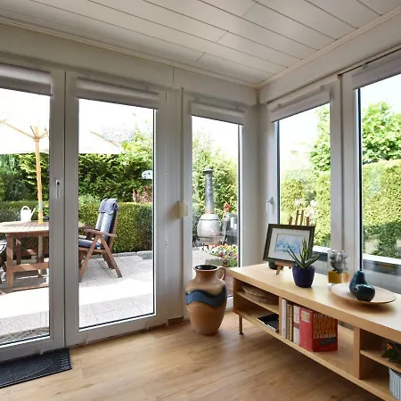 Feriehus Lovely Bungalow In Hohenkirchen Germany By The Sea